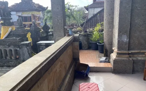Dijual cepat rumah daerah Denpasar Utara, Padang Sambian f223