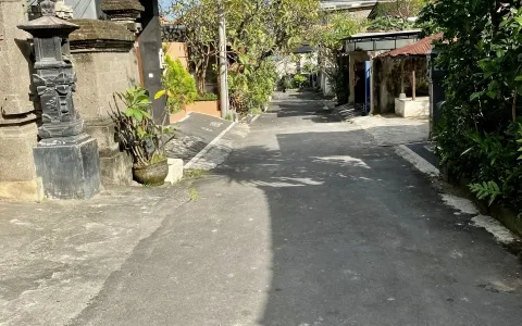 Dijual cepat rumah daerah Denpasar Utara, Padang Sambian f223