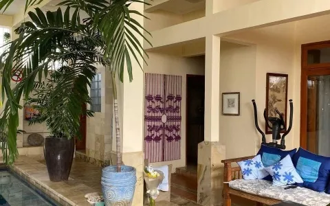 Dijual rumah minimalis lantai 2 di Goa gong