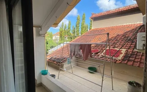 Dijual rumah minimalis lantai 2 di Goa gong