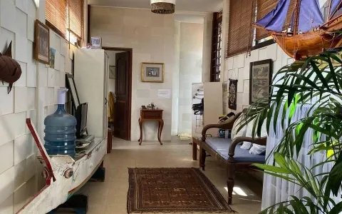 Dijual rumah minimalis lantai 2 di Goa gong