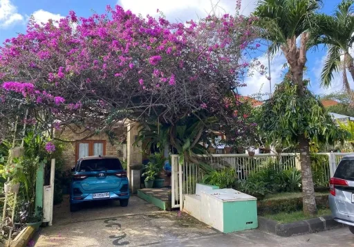 Dijual rumah minimalis lantai 2 di Goa gong