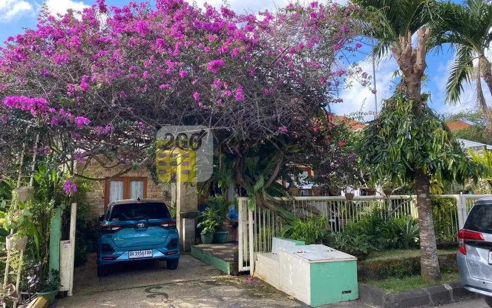 Dijual rumah minimalis lantai 2 di Goa gong