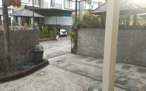 Rumah cantik dijual di daerah Jimbaran