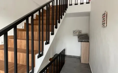 House For Sale Minimalis modern di Area One In Taman Griya