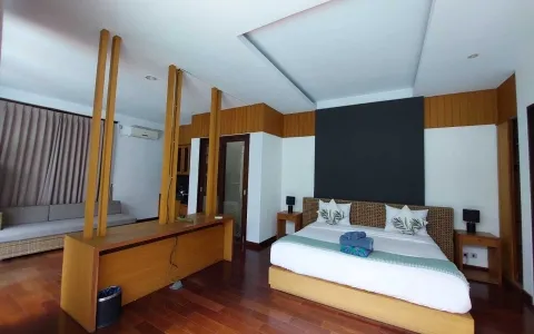A unique 5 bedrooms Villa with Ocean View in Nusa Dua, For long term rental