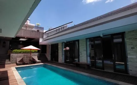 A unique 5 bedrooms Villa with Ocean View in Nusa Dua, For long term rental