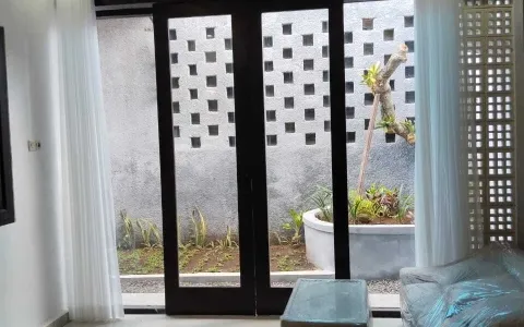 House For Sale Minimalis modern di Area One In Taman Griya